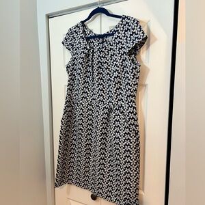 Shelby & Palmer Women’s Size 16 Navy Blue Floral Short Sleeve Dress